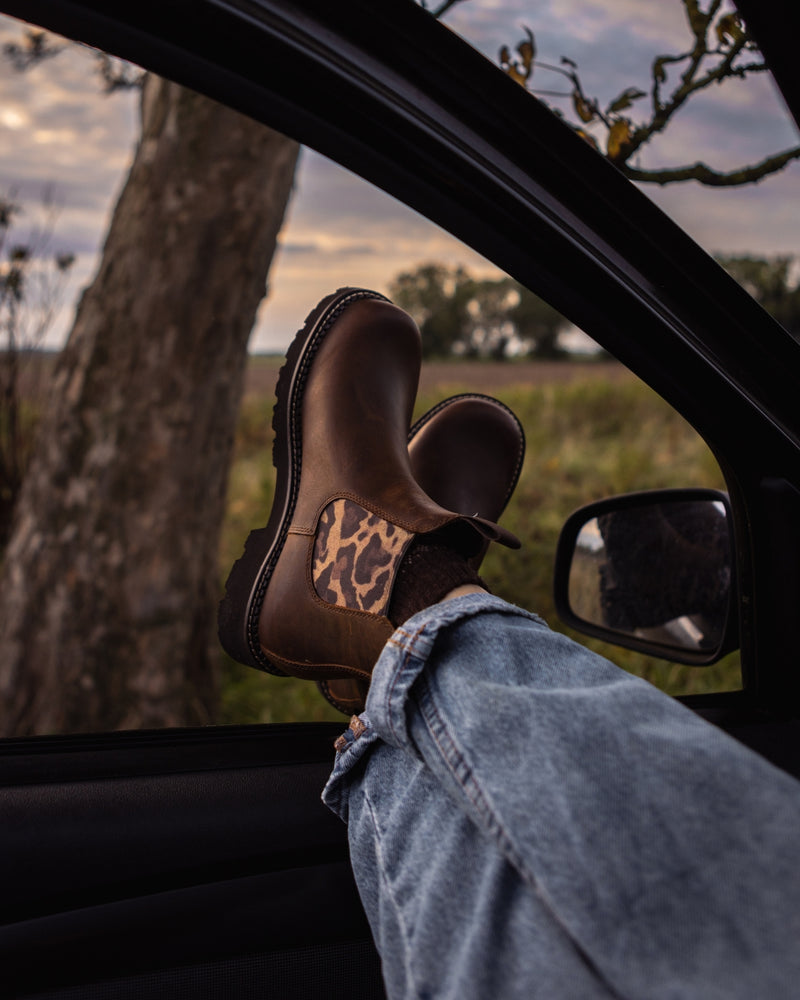 Ariat Ladies' Fatbaby Twin Gore Chelsea Boot - Tan/Leopard Print