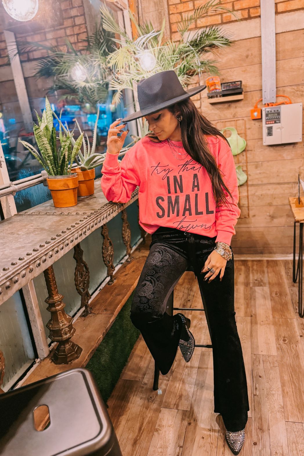 styled cowgirl hat black