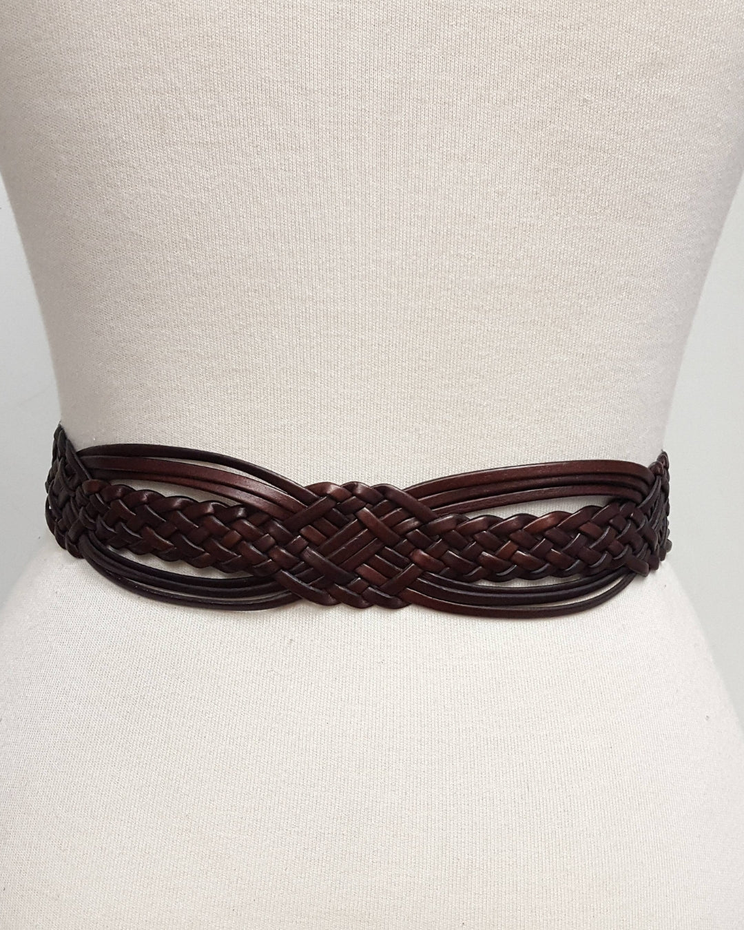 Braided western leather horse buckle belt