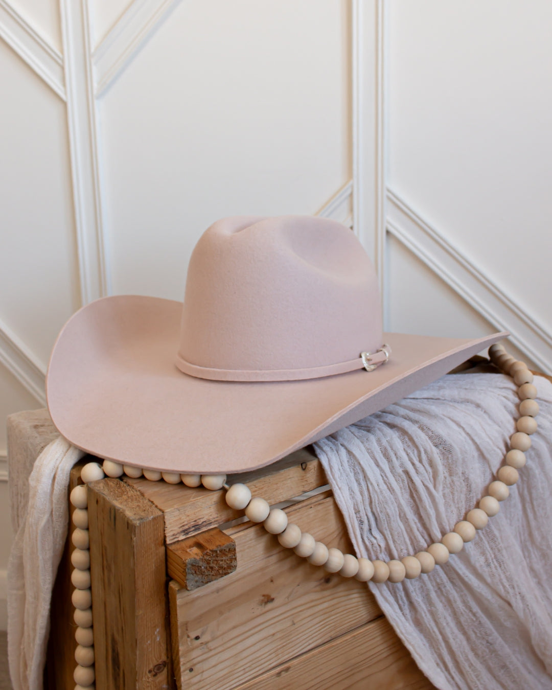 Charlie 1 Horse light pink cowgirl hat, front view