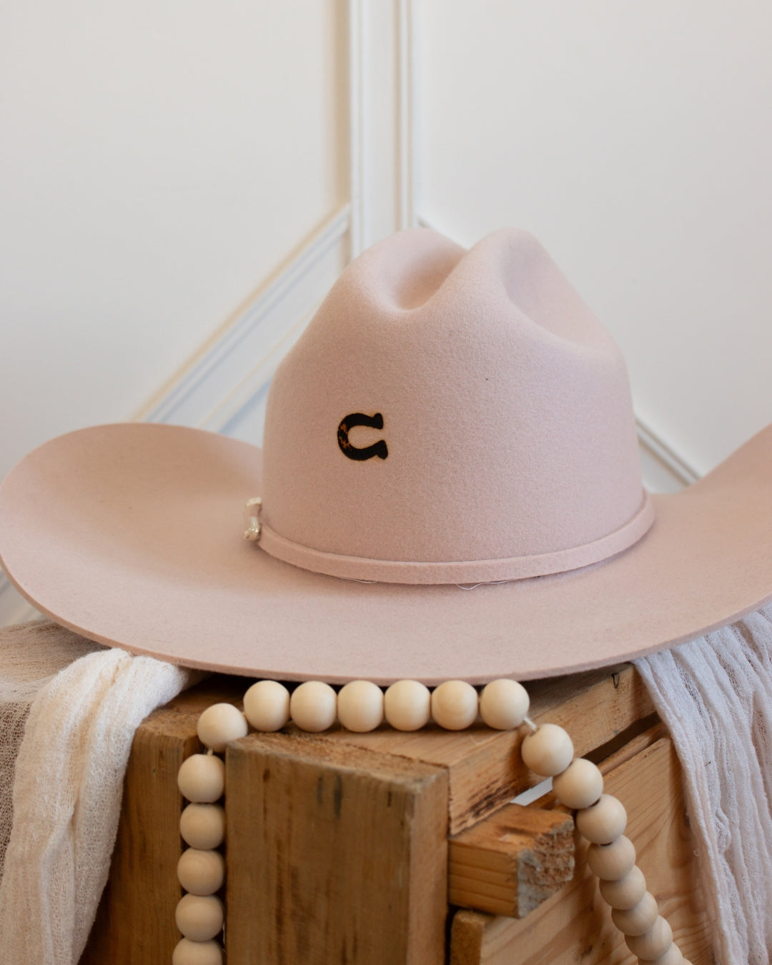 Charlie 1 Horse light pink cowgirl hat, rear view