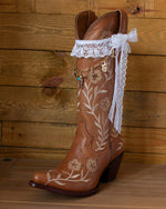 Cowboy Boot Accessories Kit – White Lace Trims & Gold Western Bull Charm Chain