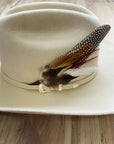 Wanderer Feather Hat Mount
