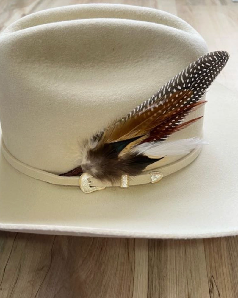 Wanderer Feather Hat Mount