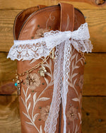 Cowboy Boot Accessories Kit – White Lace Trims & Gold Western Bull Charm Chain