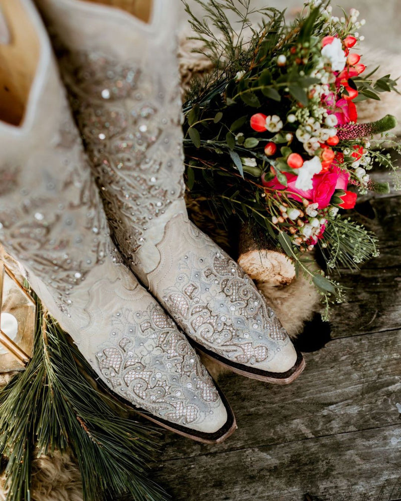 white wedding cowboy boots