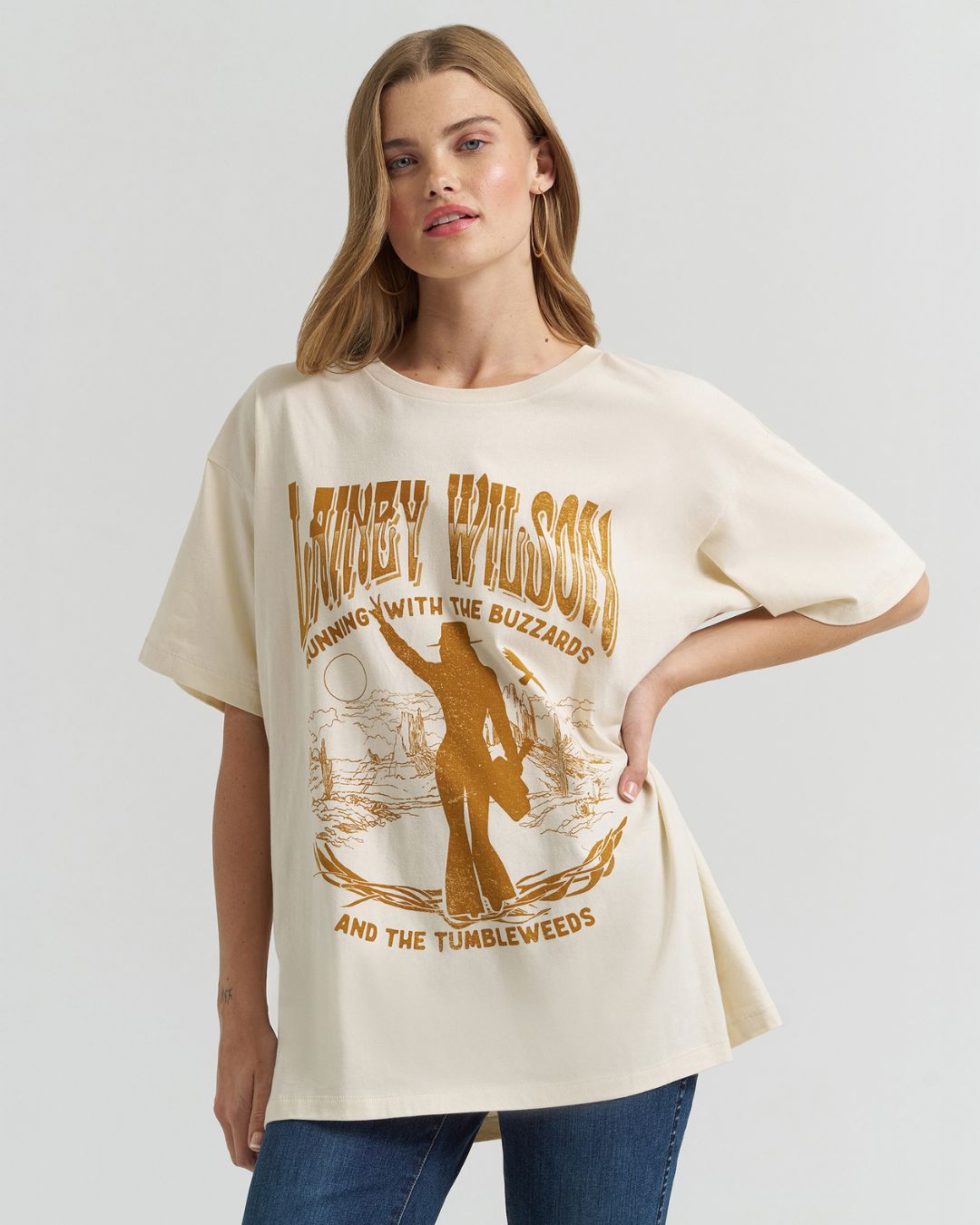 Lainey Wilson x Wrangler Buzzards Tee