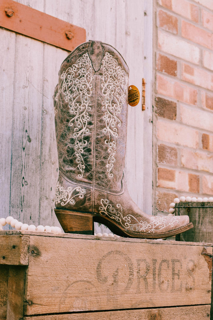 Plus size cowboy boots best sale