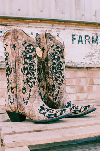 Cowgirl boots with store diamonds